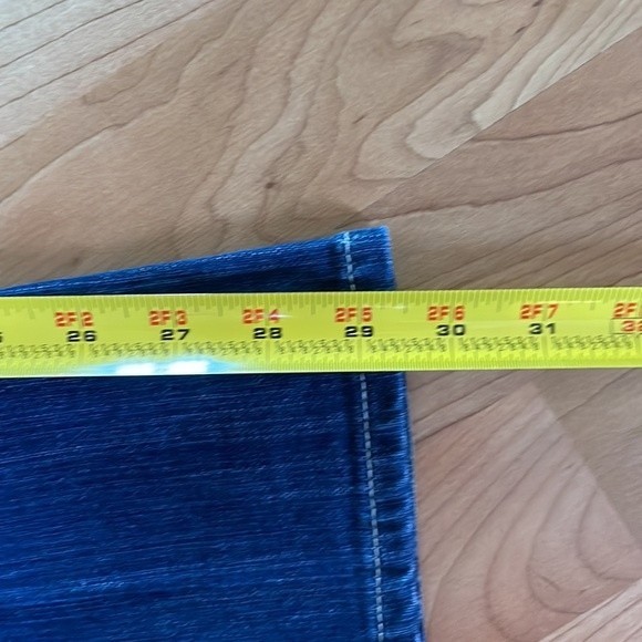 Express Jeans Zelda Barely Boot - 2S Short - Picture 15 of 16